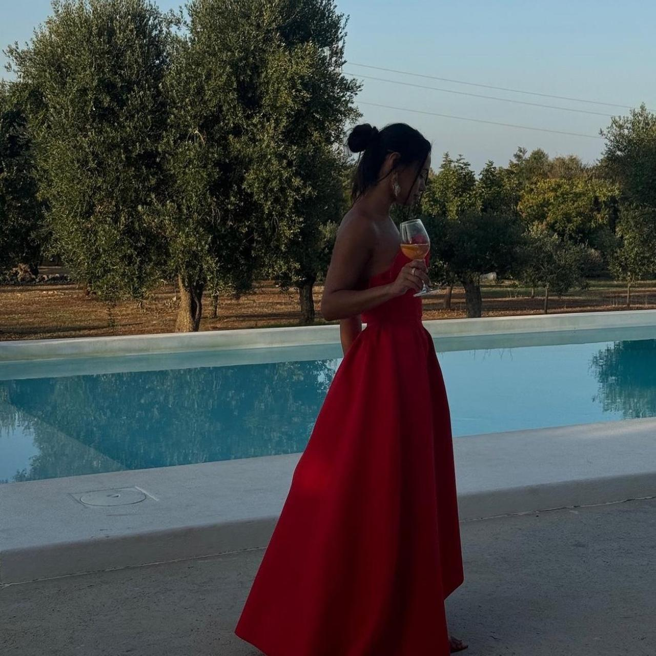 laurel red dress Elliatt Laurel Dress in Red Sizes 8 and 12 Hire $130  Elliatt